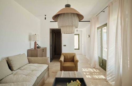Plintri Hotel | Armacaas Mykonos Hotel
