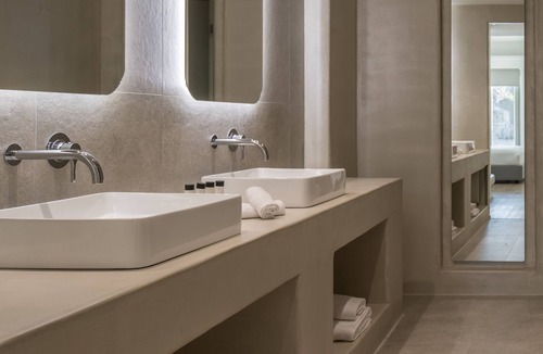 Mykonos Town Hotel | Arocaria