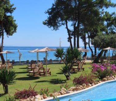 Thasos Town Hotel | Aroma Beach Bungalows