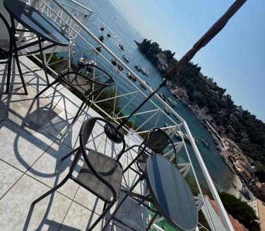 Longos House | Aronis Spyros Panoramic Seaview Rooms