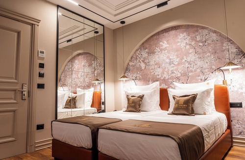Durres Hotel | Art Gallery Boutique Hotel