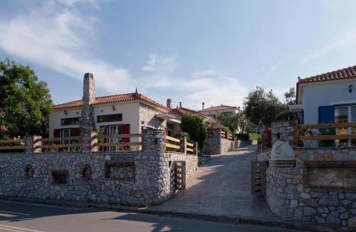 Pirgi Thermis Villa | Art Lesvos Villa 3