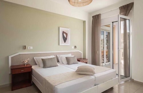 Kato Stalos Apartment | Artemis Apartments