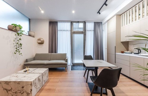Shkoder Apartment | ArteVibe Studio by PikHost