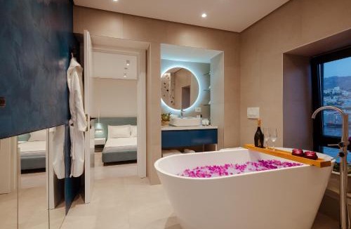 Himare Hotel | Artis Blue Relax