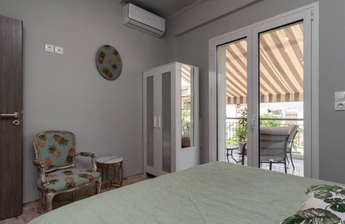 Athens City Centre Apartment | Artistic apt in vibrant Gazi with large terrace by GHH