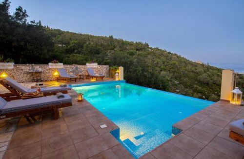 Mpogdanatika Villa | Artistsvillas-Lilac Lilium