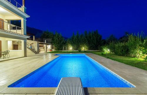 Karavados Villa | Aspa's Verde Palazzo - Tranquil and Secluded