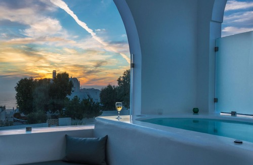 Megalochori Villa | Aspronisi Luxury Villa