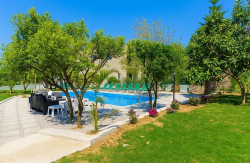 Asteri Apartment | Asteri Brown Suite - Rethymno Radiant Escape