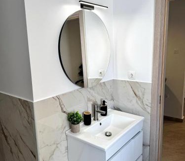 Psirri Apartment | Athenian Stay 604 Apartment