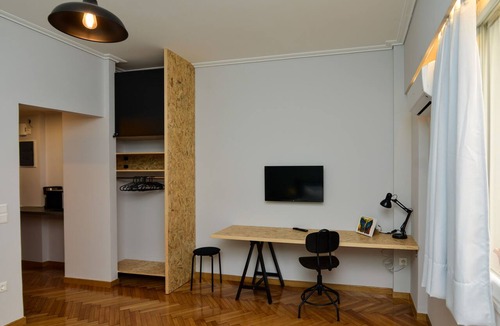 Athens City Centre Apartment | Athens heart, studio at Syntagma metro, tram stop