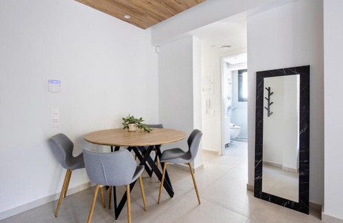 Varkiza Apartment | Athens Sea Side Escape