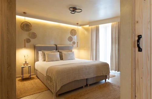 Attiki Apartment | Athens Top Penthouse Apartment With Spa 5' to Metro