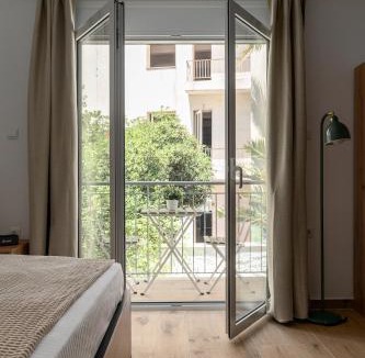 Platia Viktorias Apartment | Athens Urban Vibes 5 Cozy Balcony Renovated