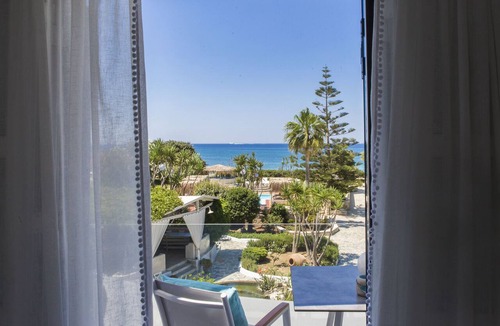 Plaka House | Athina Studios & Suites