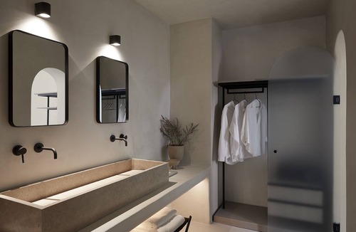 Imerovigli Hotel | Atoles Retreat