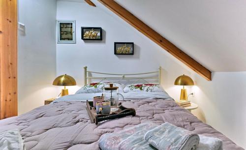 Mytilene Apartment | Attic in the city center