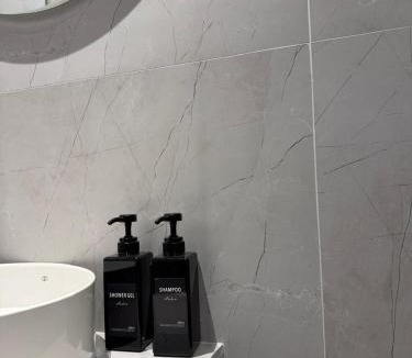 Delvine Apartment | Aura Rooms