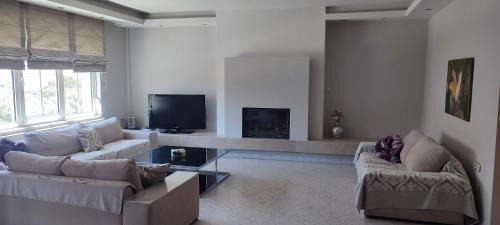 Nea Khili Apartment | Avenue Luxury Home