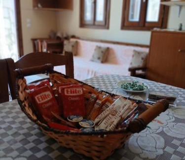 Avgonima House | Avgonima Family's Rooms ll