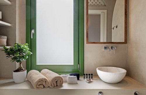 Andros Town House | Azalea Suite by Casa Di Fiori Andros Suites