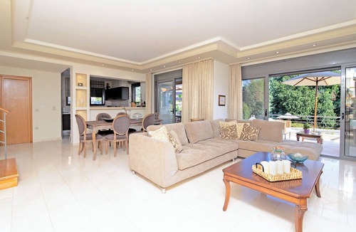 Corfu Town Villa | Azure Villa Kanoni