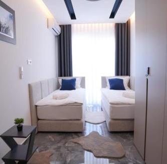 Prizren Apartment | B A HOME Delux Park Hill Residence, Pool & PS5