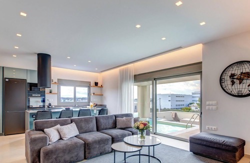 Bouzaiika House | B1 - Penthouse Penthouse with pool