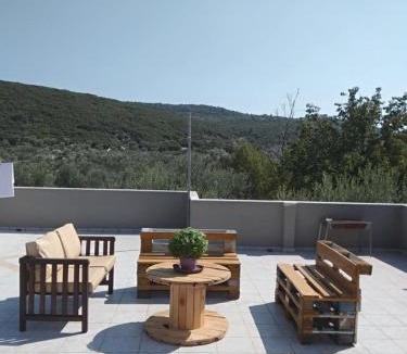 Mytilene House | Balcony Bliss Retreat- Family Friendly