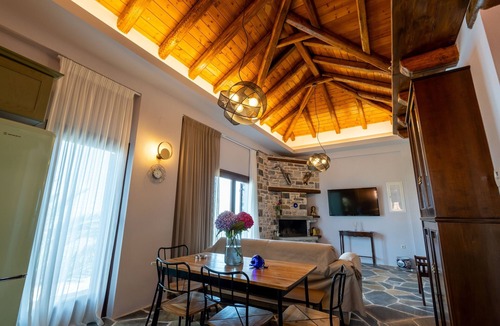 Papa Nero Apartment | Barbarella No2 Apartment with Sea View, Wi-Fi and Air Conditioning