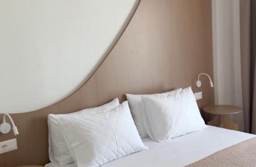 Himare Hotel | Bay View Hotel
