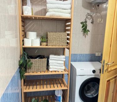 Golem Apartment | Beach Family House & Free Parking Golem, Durres