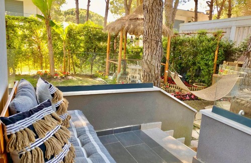 Qerek Apartment | Beach Garden Paradise