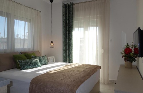 Perea Apartment | Beach Time Studio