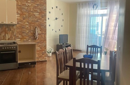 Shkembi i Kavajes Apartment | Beach View Apartment Sunset Hights