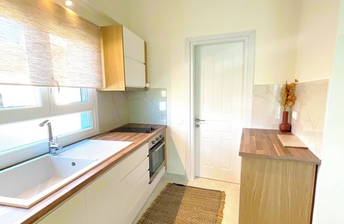Agios Gordios Apartment | Beachfront 4-bed Luxury Suite - Agios Gordios Corfu Greece