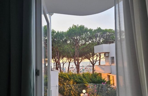 Golem Villa | Beachfront BLUE WAVE SPA VILLA in Private Villa Resort Qerret, Albania
