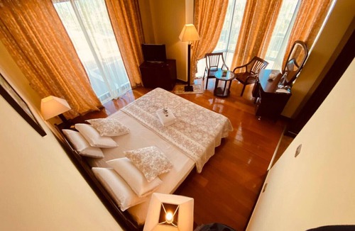 Golem Hotel | Beachfront Hotel with Pool, Restaurant & Private Beach in Golem