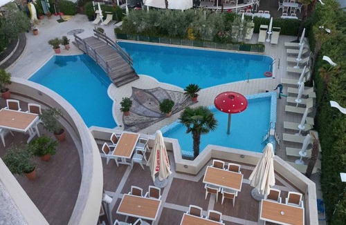 Golem Hotel | Beachfront Hotel with Pool, Restaurant & Private Beach in Golem