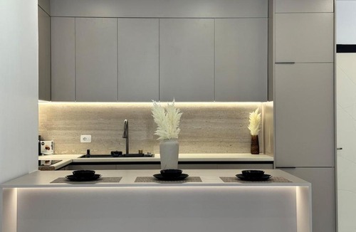 Shengjin Apartment | Beachfront Modern 1BR Sunset Sea View Ilyonis Residence