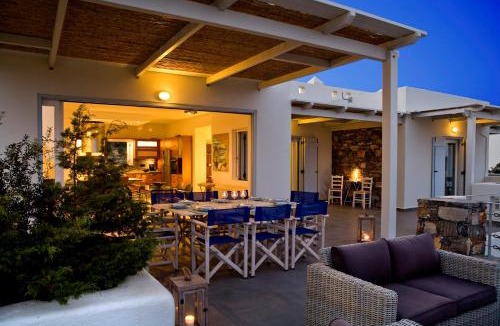 Naxos Villa | Beachfront Villa Ariadne