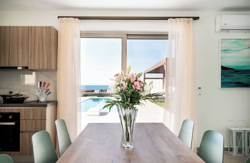 Rethymno Villa | Beachfront Villa w/Private Pool, BBQ and Ping Pong