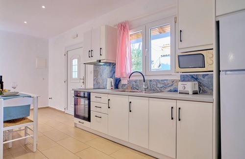Acharavi House | Beachside Bungalow 4 Acharavi Corfu