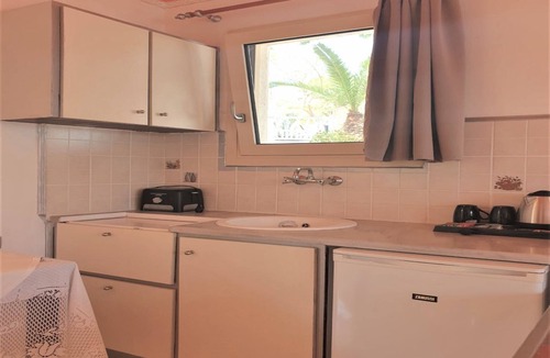 Piskopiano Apartment | Beautiful and Spacious Room near Cretan Sea