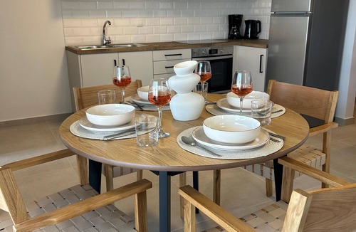 Pylos-Nestoras Apartment | Beautiful holiday homes in the country with terrace | Messenia, Peloponnese