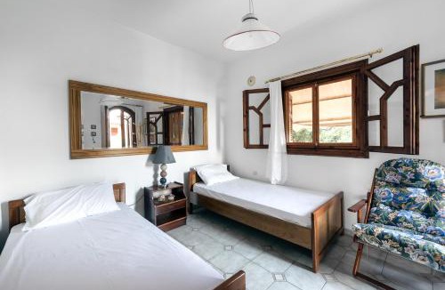 Mola Kalyva Apartment | Beautiful House