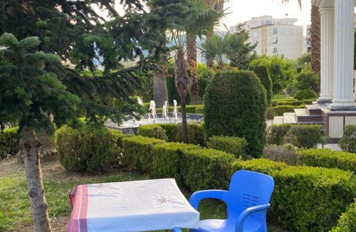 Berat Bed & Breakfast | Bed and Breakfast Isra - Garden Retreat