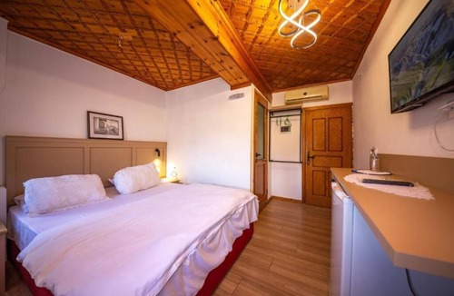 Gjirokaster Bed & Breakfast | Bed and Breakfast Kotoni