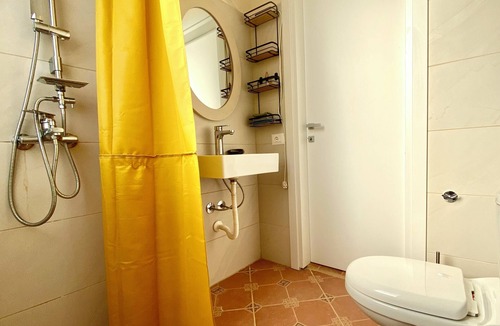 Tirana Bed & Breakfast | Bed&Breakfast by the sea 1 bedroom/2 persons